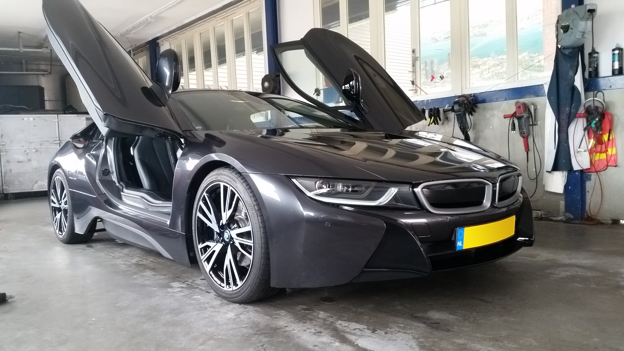 BMW i8 in garage